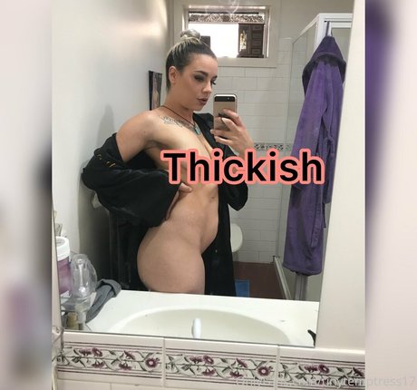 tinytemptress17 ポルノスター 高品質 写真