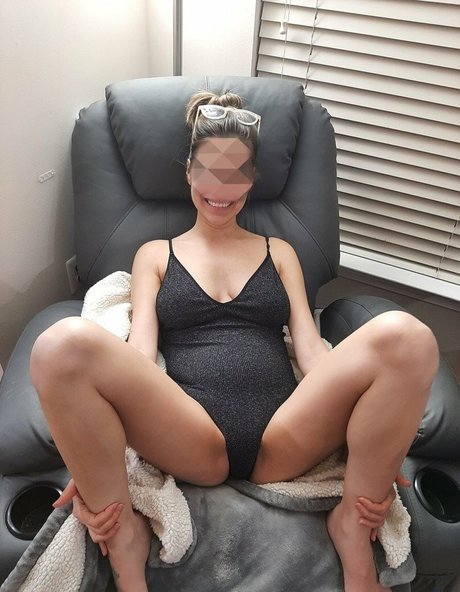 Tiny And Tan トップスター 写真