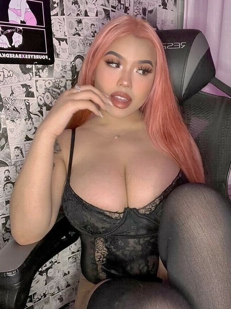 bobameena 高品質モデル 画像