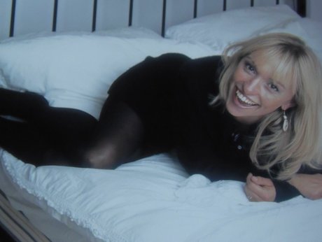 Michaela Strachan ポルノスター セクシー 画像