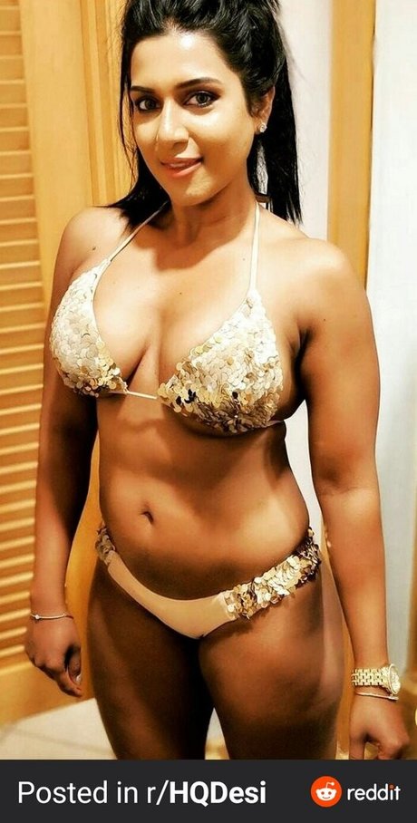 Ramya Inti ポルノモデル 画像