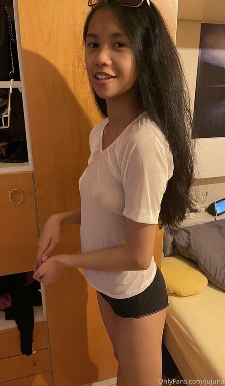 jujuna top profile image