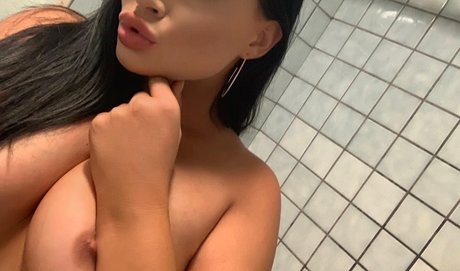 ddyreye セクシーなスター 画像