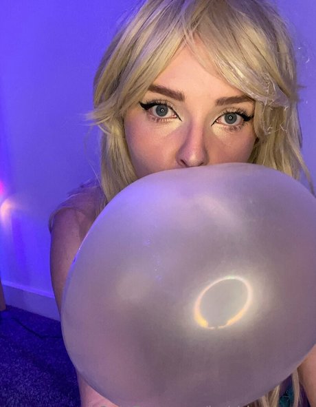 bubblesasmrx 素敵な女優 ギャラリー