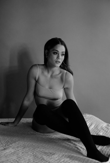 Laney DeGrasse ポルノスター セクシー 写真