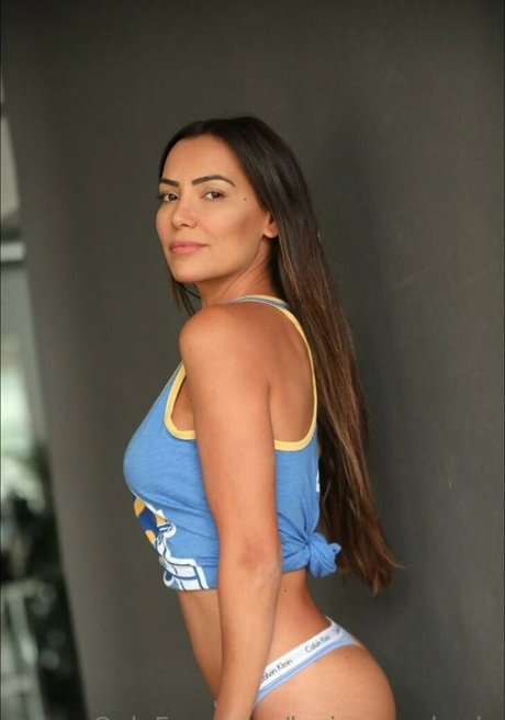 Luciana Andrade 裸のモデル 画像