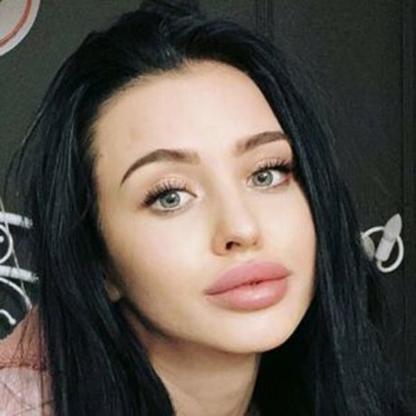 yaroslava yasya 可愛いモデル 画像