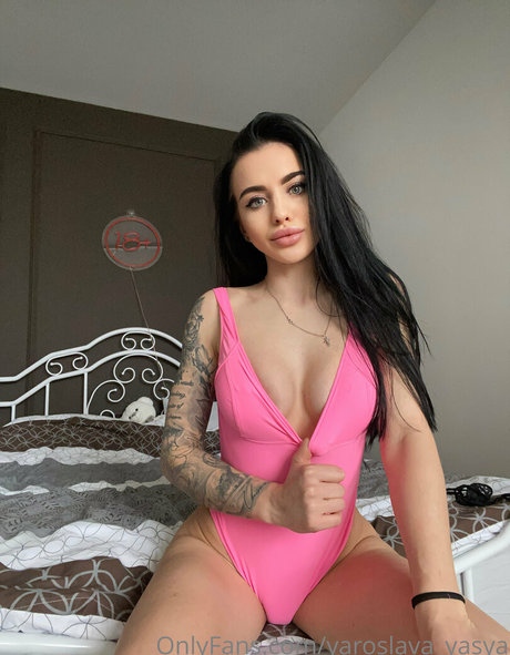 yaroslava yasya アートモデル 画像
