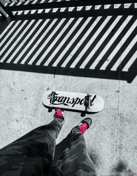 skaterrboi アダルトスター 写真