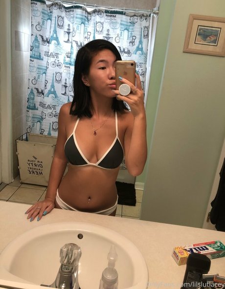 lilslutlacey ポルノスター 素敵 写真
