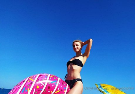 helenadolphin トップスター 写真