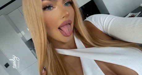 Gabriella Szklarz ホット女優 アーカイブ