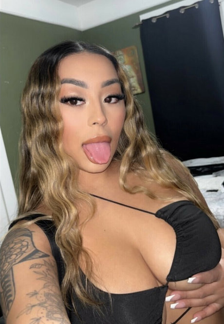 AaliyahCeleste 無料スター 写真