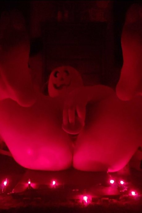 女性ボディビルダー オンリーファンズ セクシー 画像