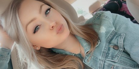 sopiamia top profile image
