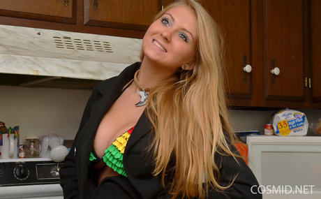 レズビアンの猫OnlyFans ホット裸 写真