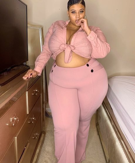 Jasmine Gunn エロティックなスター 写真