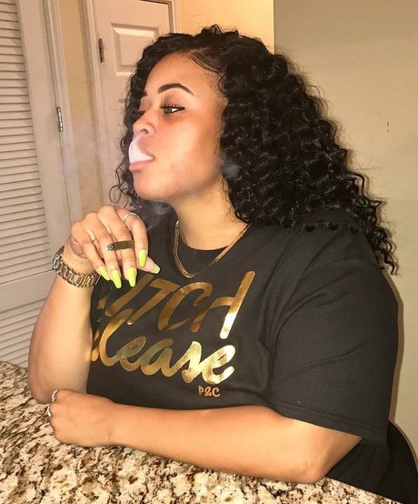 Jasmine Gunn エロティックなポルノスター 写真