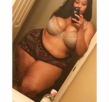 Jasmine Gunn 最高のスター 画像