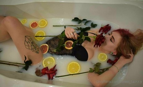 オルタナティブガールズオンリーファンズ アダルト 画像