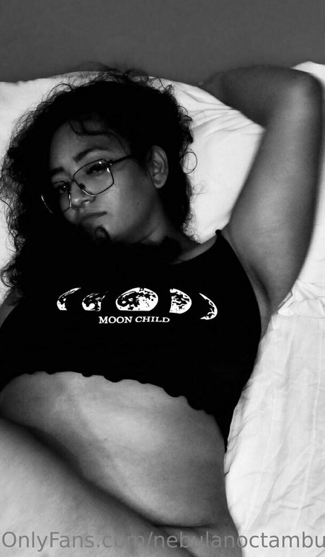nebulanoctambula 美しいモデル 写真