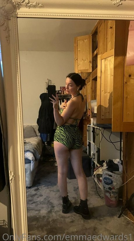 emmaedwards1 xxxモデル 写真