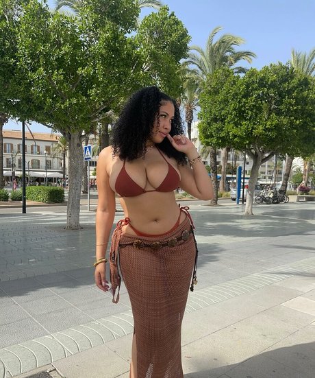 Danielle Ramona スター 裸 写真
