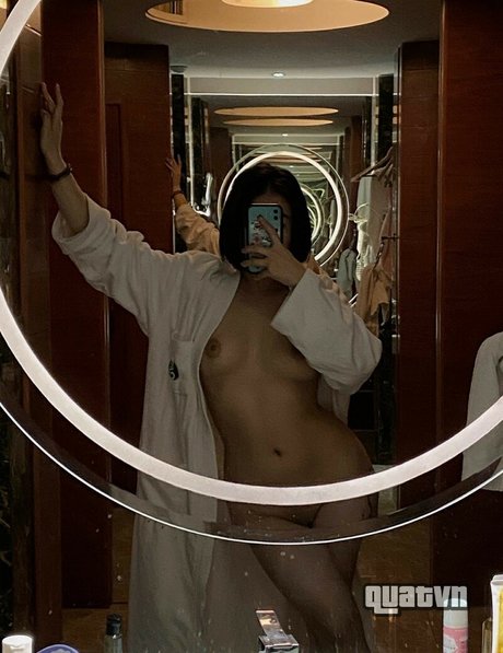 Hilovenano ホットなスター 写真