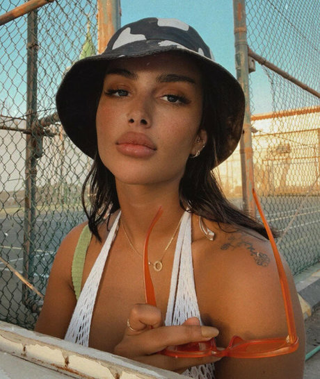 Raghad Hussain スター 裸 写真