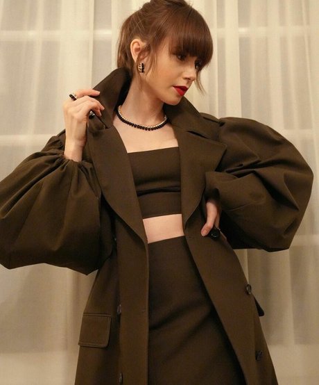 Lily Collins セックス女優 ギャラリー