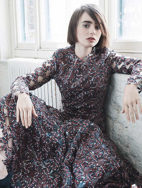 Lily Collins ホットなモデル 画像