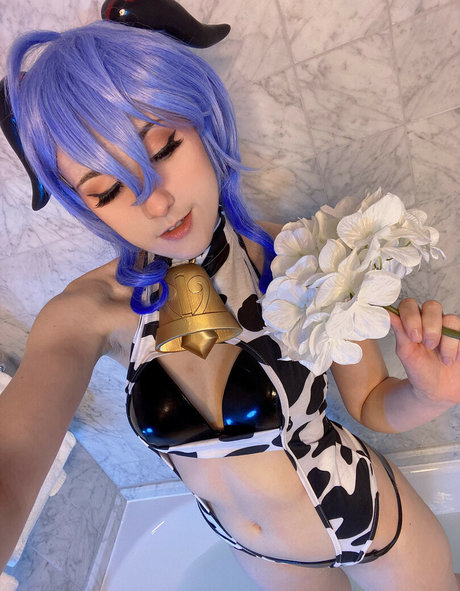 Mangoloo Cosplay ヌードモデル 画像