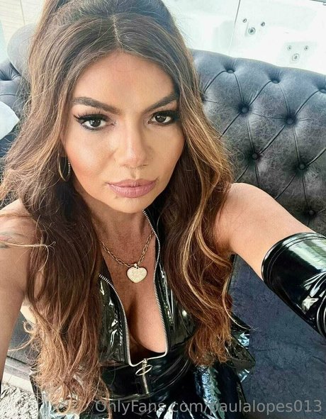 paulalopes013 完璧なスター アーカイブ