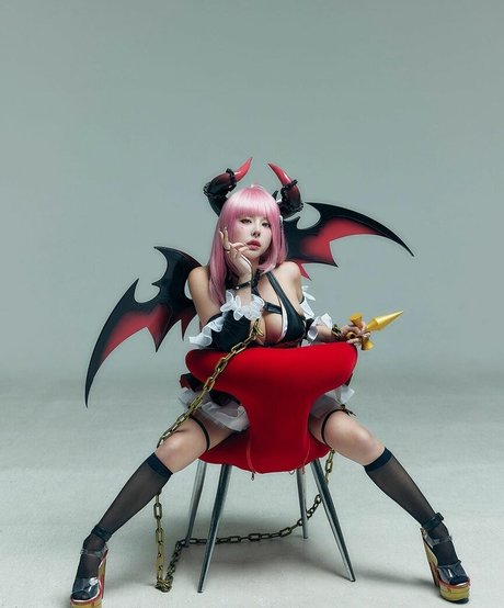 e  luda glamorous 無料のスター 写真