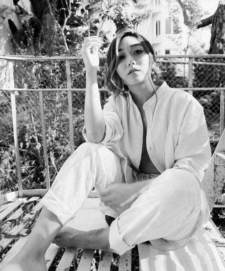 Karen Fukuhara ポルノモデル 写真