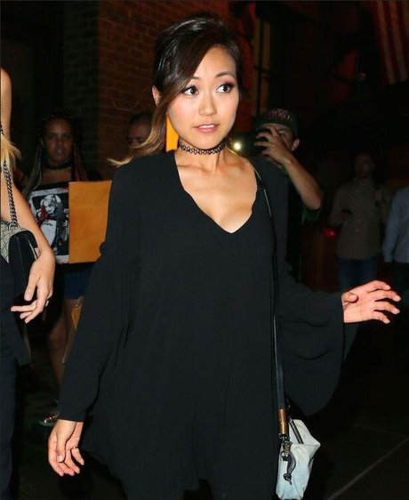 Karen Fukuhara ポルノスター セックス 写真