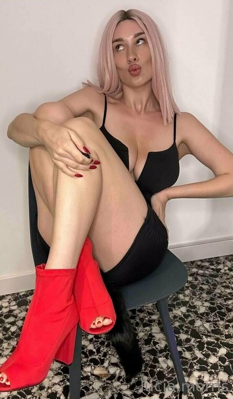 lucia morris トップ女優 写真