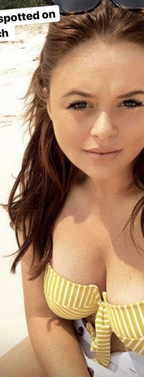 Emily Atack ポルノスター 画像