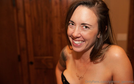 gimme gemma HDポルノスター 写真
