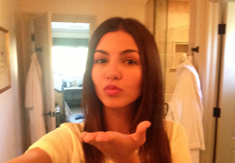 Victoria Justice ポルノモデル 写真