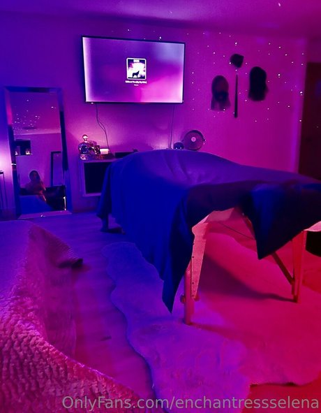 enchantressselenafree 完璧なポルノスター 画像