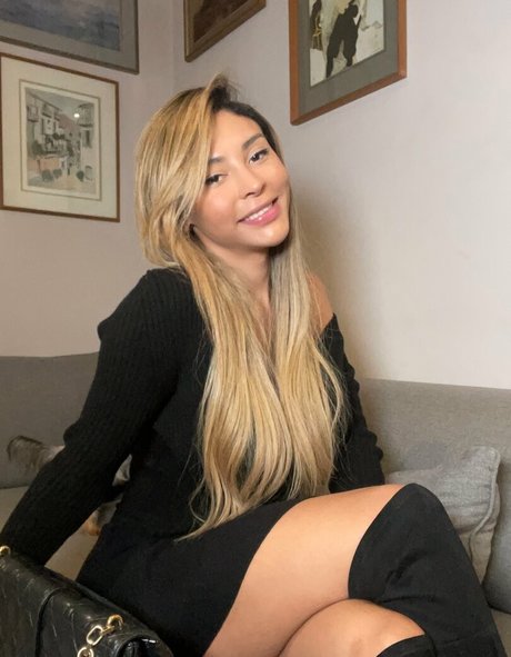 ライブヌードOnlyFans 無料セクシー 写真