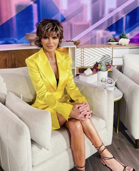 Lisa Rinna アダルト女優 画像