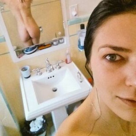 Adrianne Marie Curry アートモデル 画像