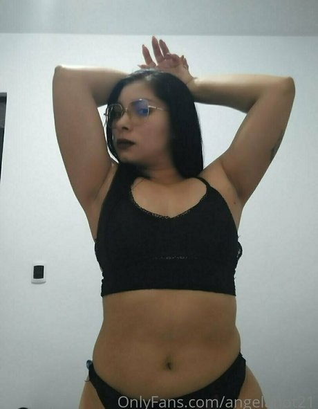 angelahot21 ポルノスター 可愛い 写真