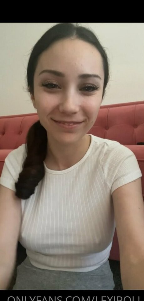 Lexi Poll ASMR セックスモデル ギャラリー