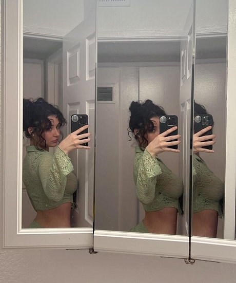 Michele Alves ヌードモデル 写真