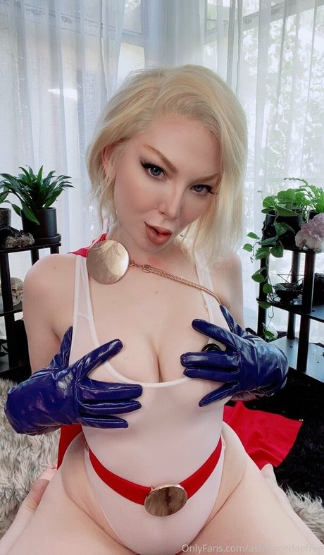 ashlewddaefree 素敵なモデル 写真