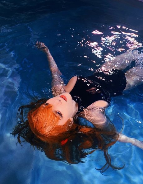 イギリスのプッシーOnlyFans セクシー裸 画像