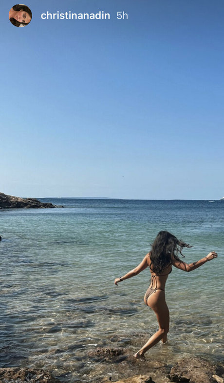 Christina Nadin 独占モデル 写真